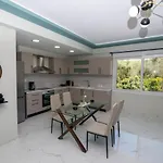 Nature & Luxury Διαμέρισμα *